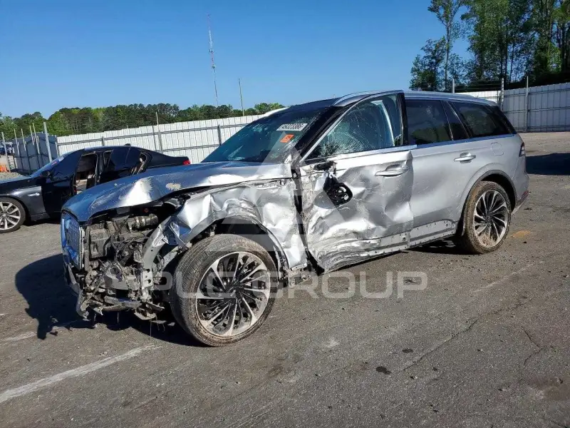 2020 Lincoln AVIATOR photo
