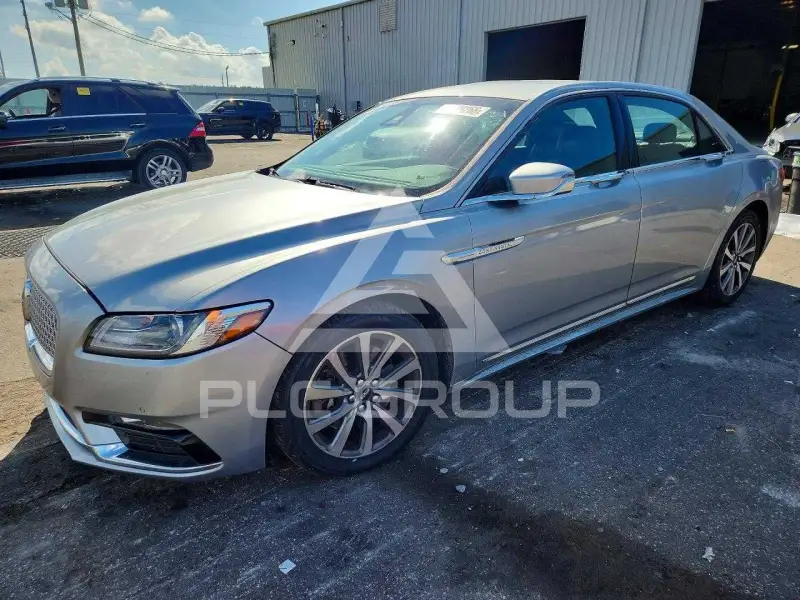 2020 Lincoln Continental photo