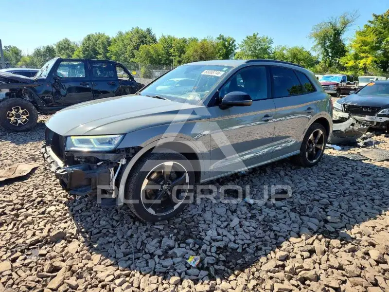 2020 Audi SQ5 фото