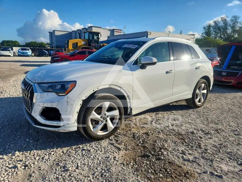 2020 Audi Q3 photo