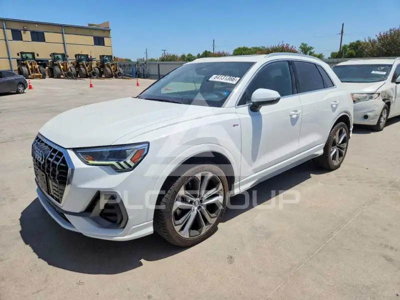 2020 Audi Q3 photo