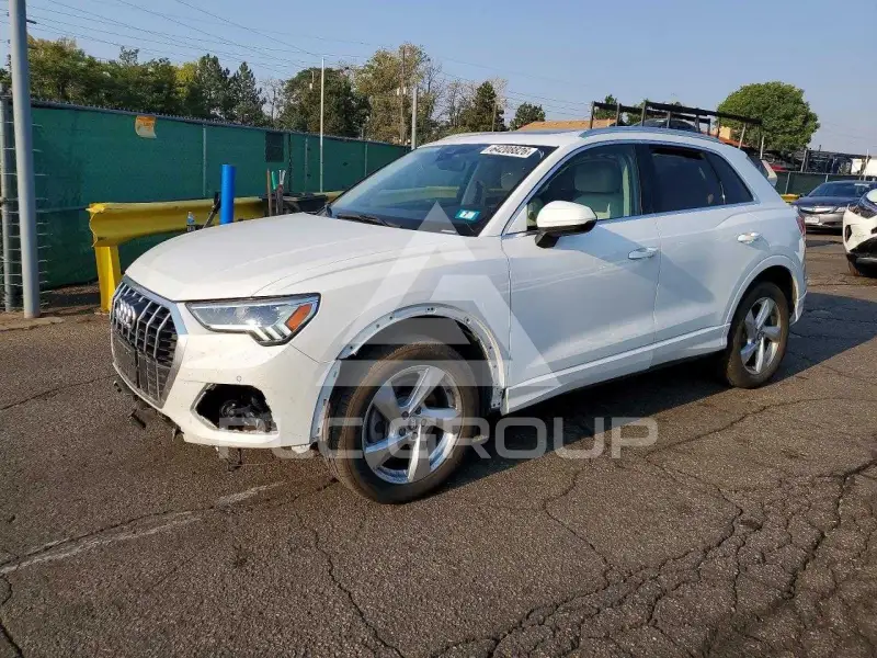 2020 Audi Q3 фото