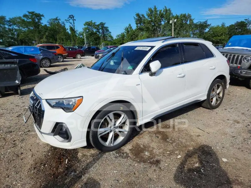 2020 Audi Q3 фото