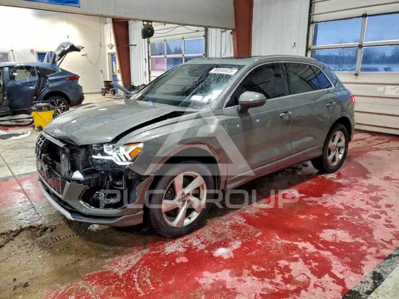 2020 Audi Q3 фото