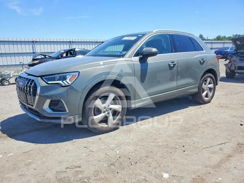 2020 Audi Q3 фото