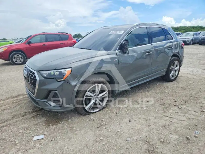 2020 Audi Q3 photo