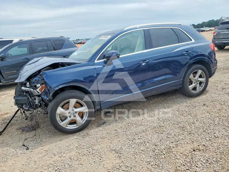2020 Audi Q3 photo