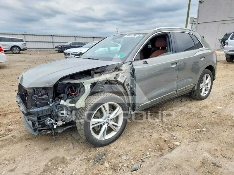 2020 Audi Q3 фото