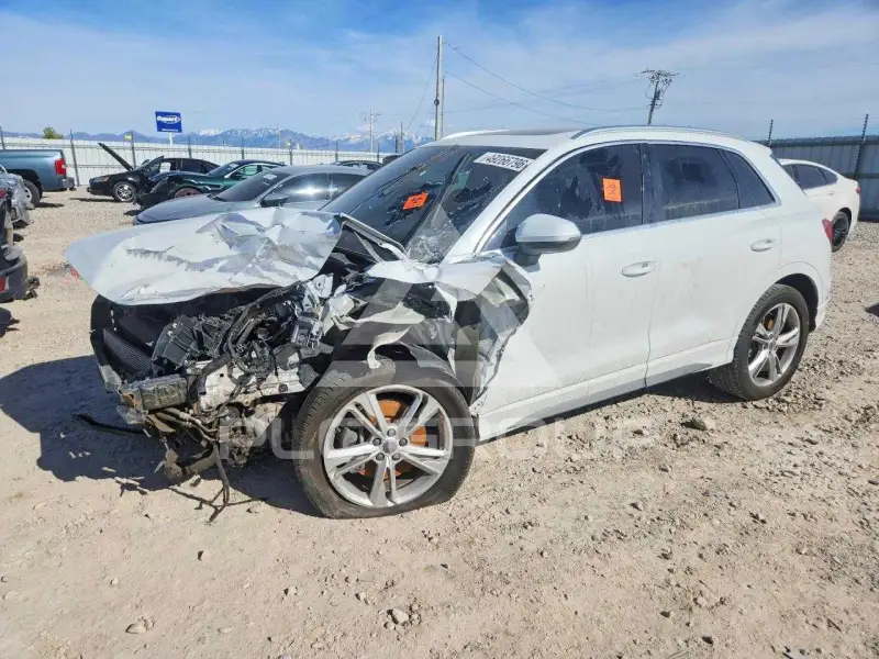 2020 Audi Q3 фото