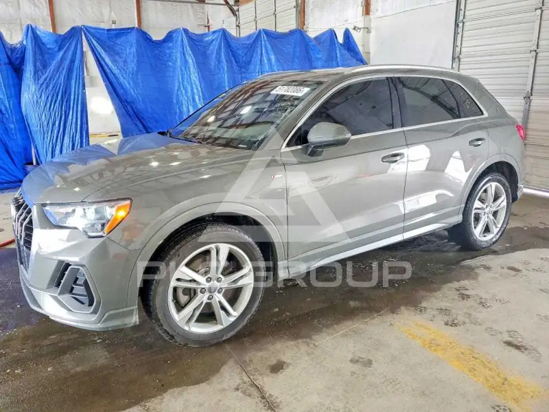 2020 Audi Q3 фото