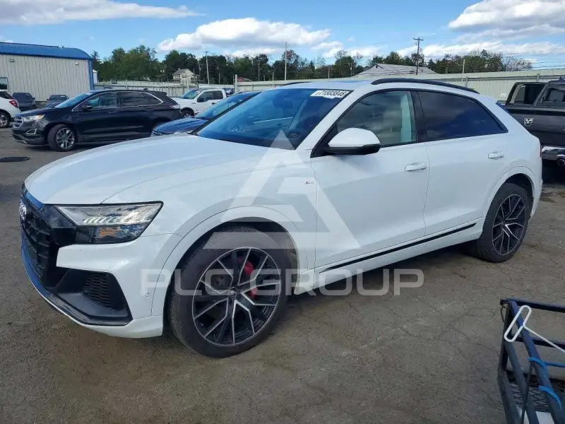2020 Audi Q8 фото