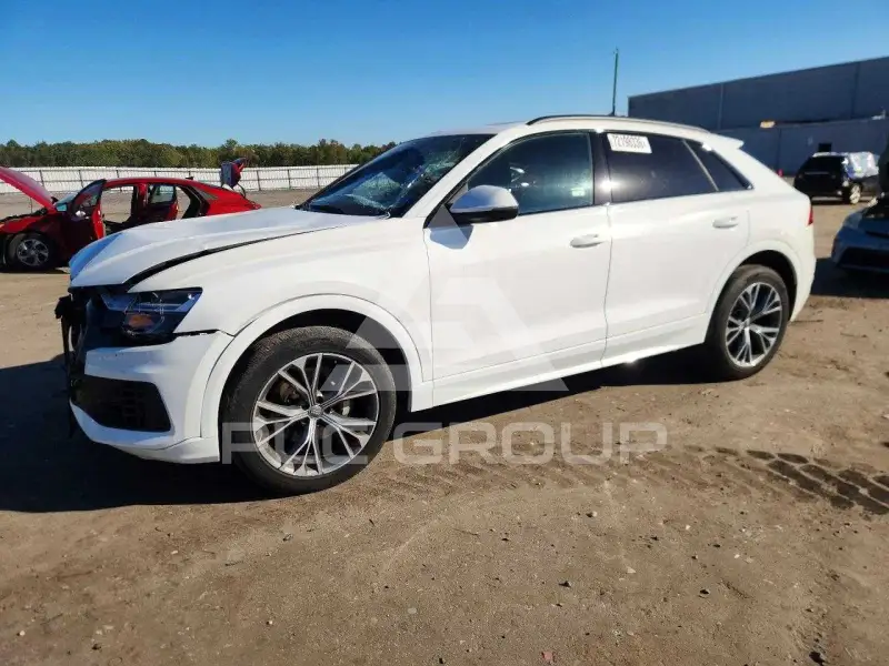 2020 Audi Q8 фото