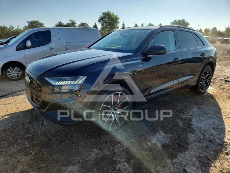 2020 Audi Q8 photo