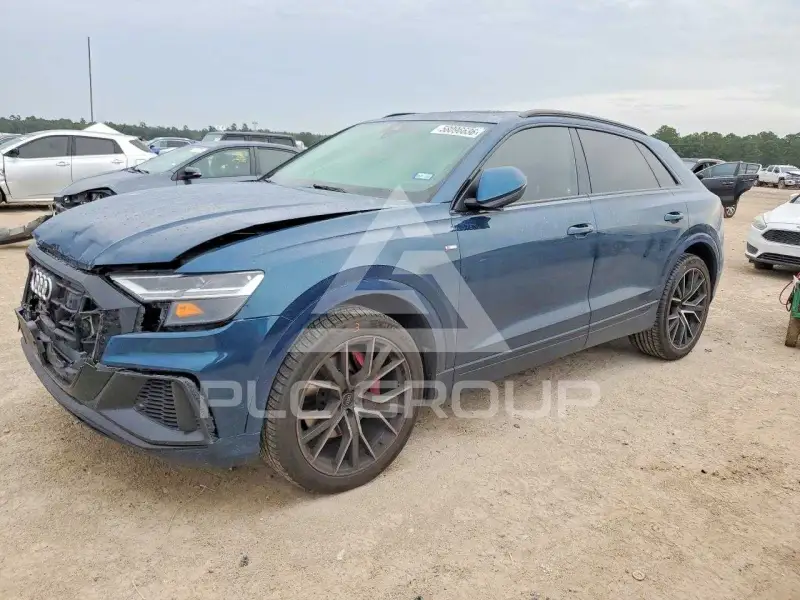 2020 Audi Q8 фото