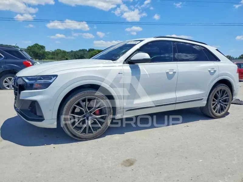 2020 Audi Q8 фото