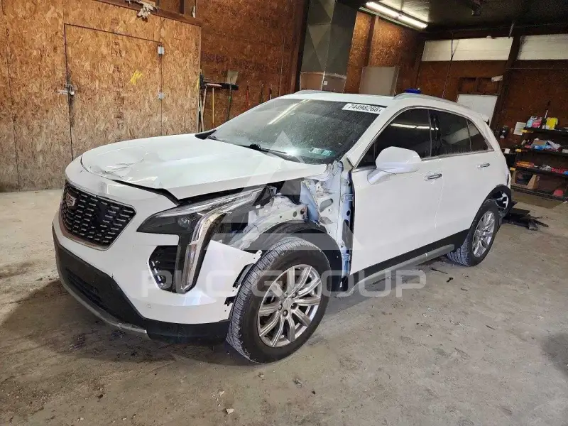 2020 Cadillac XT4 photo