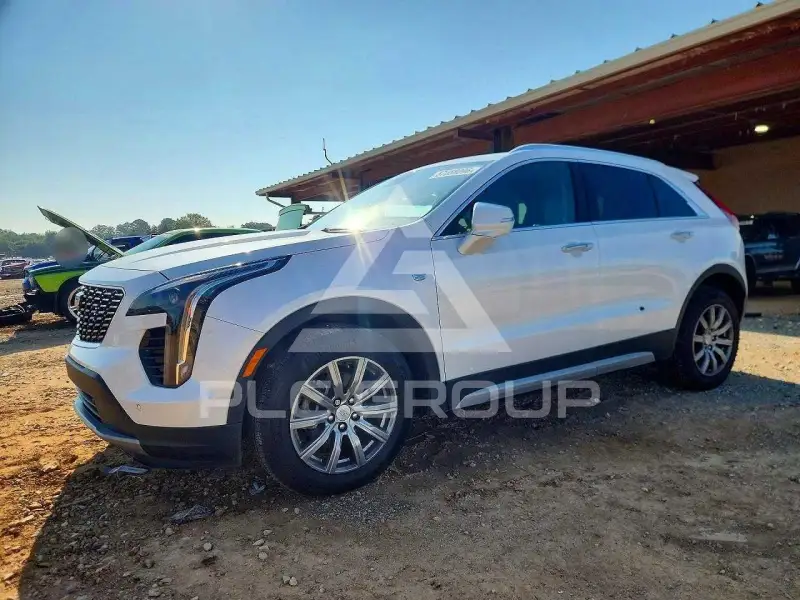 2020 Cadillac XT4 photo