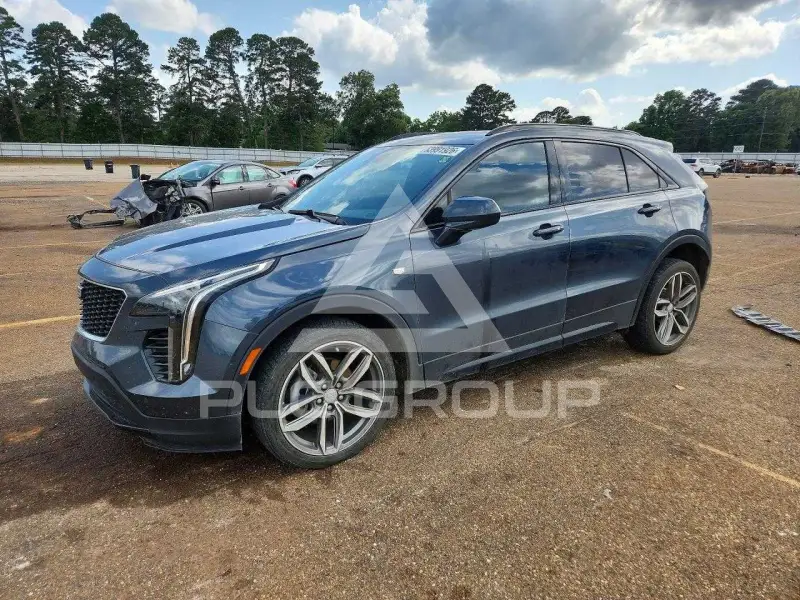 2020 Cadillac XT4 photo