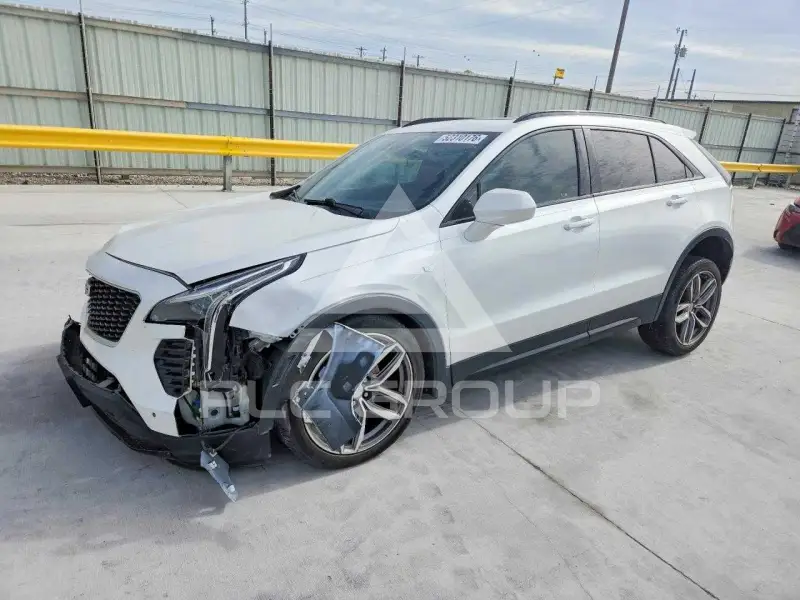 2020 Cadillac XT4 photo