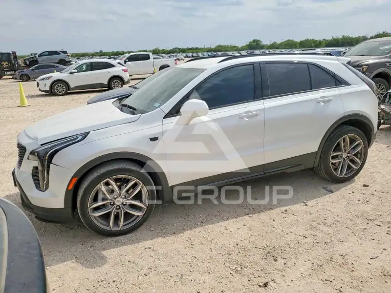 2020 Cadillac XT4 фото