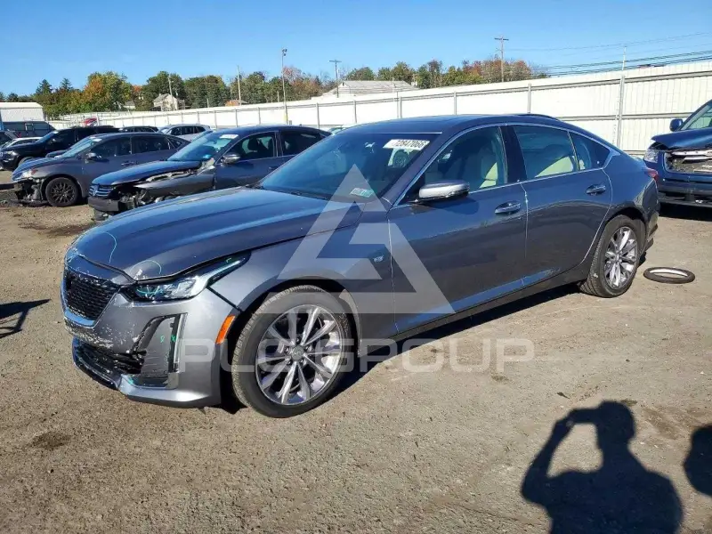 2020 Cadillac CT5 photo