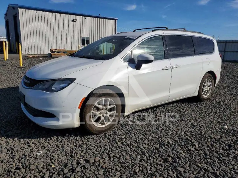 2020 Chrysler Pacifica photo