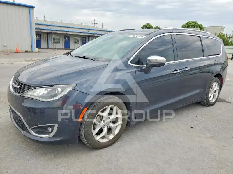 2020 Chrysler PACIFICA photo