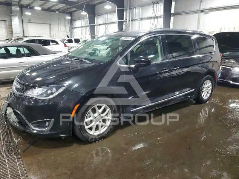 2020 Chrysler PACIFICA photo