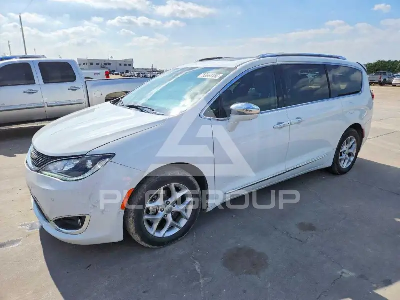 2020 Chrysler PACIFICA photo