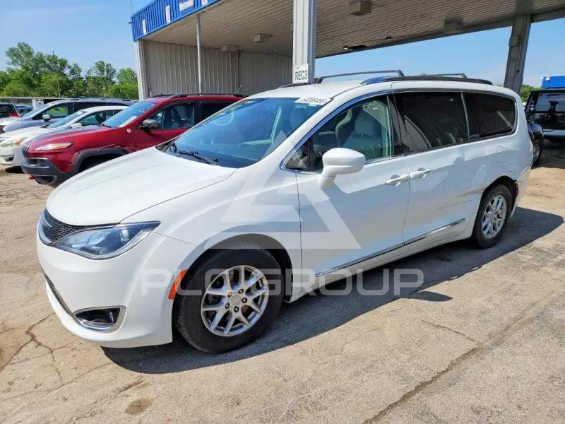 2020 Chrysler PACIFICA photo