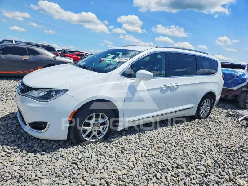 2020 Chrysler PACIFICA photo