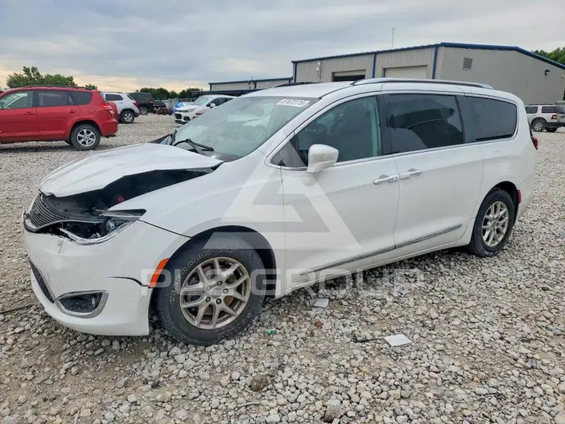 2020 Chrysler PACIFICA photo