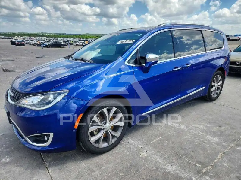 2020 Chrysler PACIFICA photo