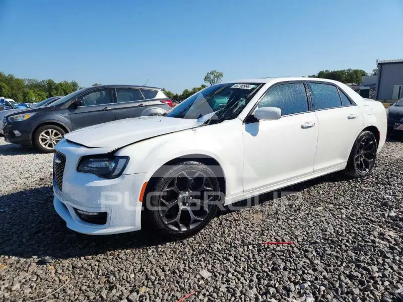 2020 Chrysler 300 фото