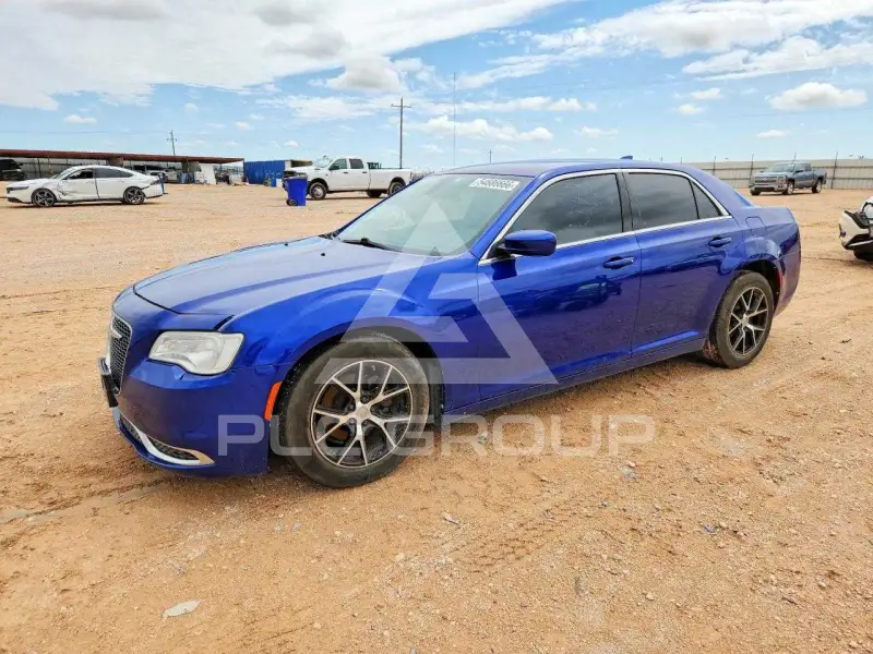2020 Chrysler 300 photo