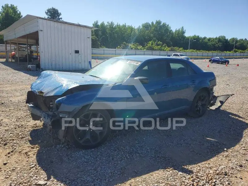 2020 Chrysler 300 фото