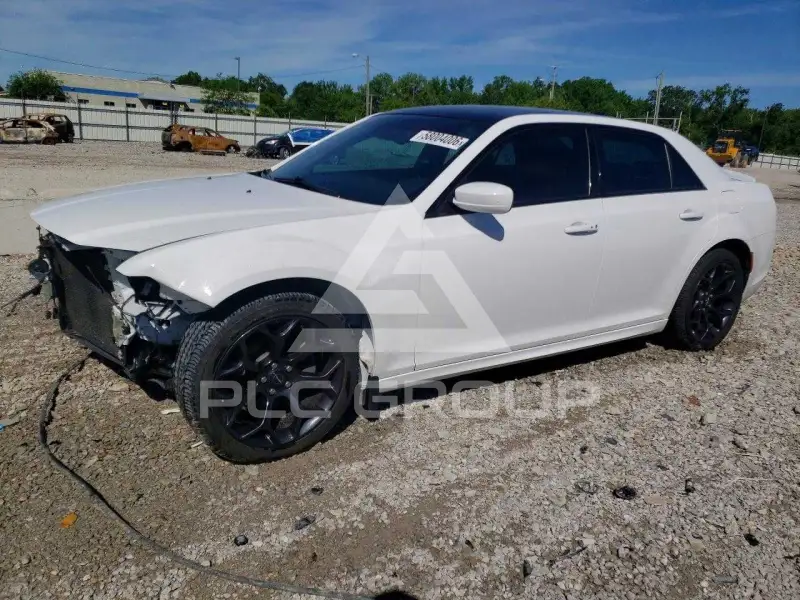 2020 Chrysler 300 фото