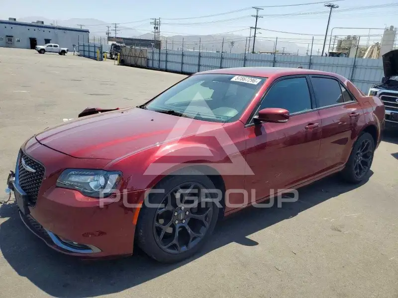 2020 Chrysler 300 фото