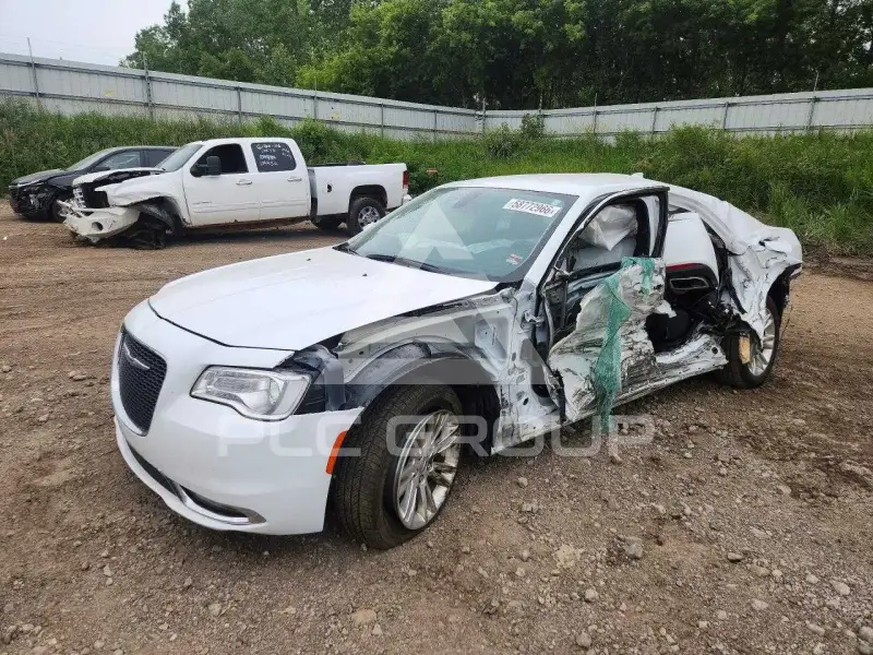 2020 Chrysler 300 фото