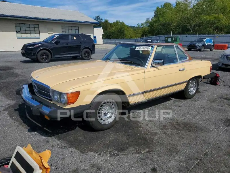 2020 Mercedes Benz 380 photo