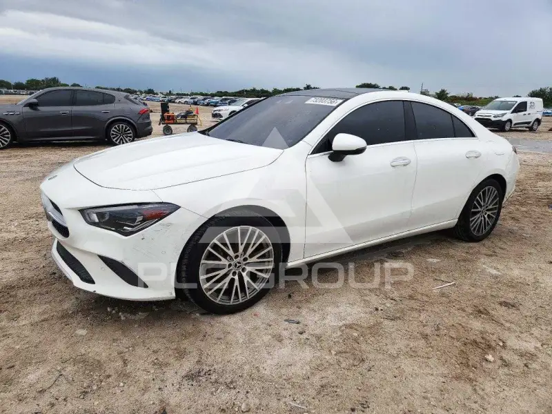 2020 Mercedes Benz CLA-Class фото