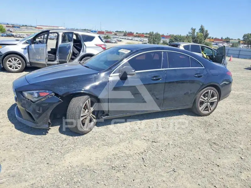 2020 Mercedes Benz CLA-Class фото