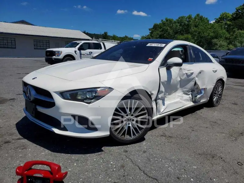 2020 Mercedes Benz CLA-Class фото