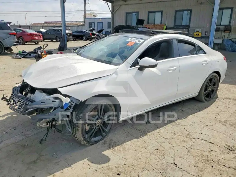 2020 Mercedes Benz CLA-Class фото