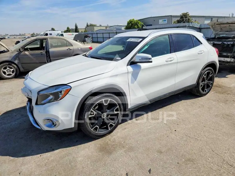 2020 Mercedes Benz GLA-Class фото