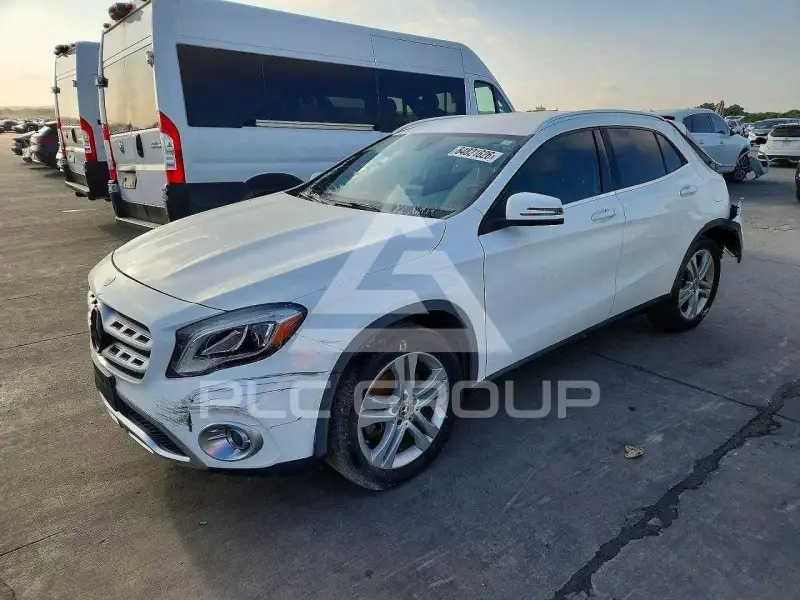 2020 Mercedes Benz GLA-Class фото