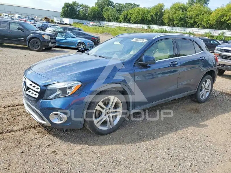 2020 Mercedes Benz GLA-Class фото