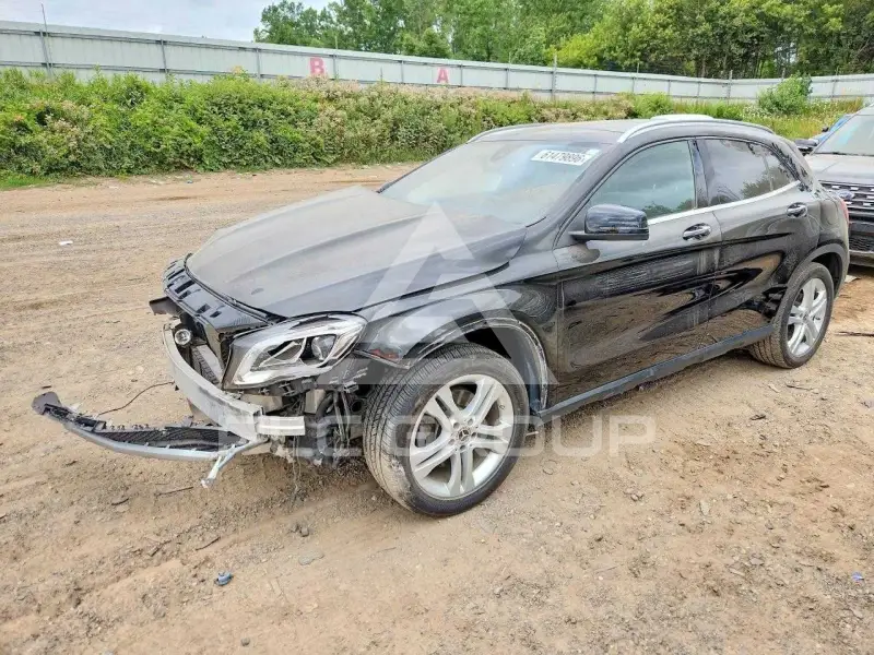 2020 Mercedes Benz GLA-Class фото