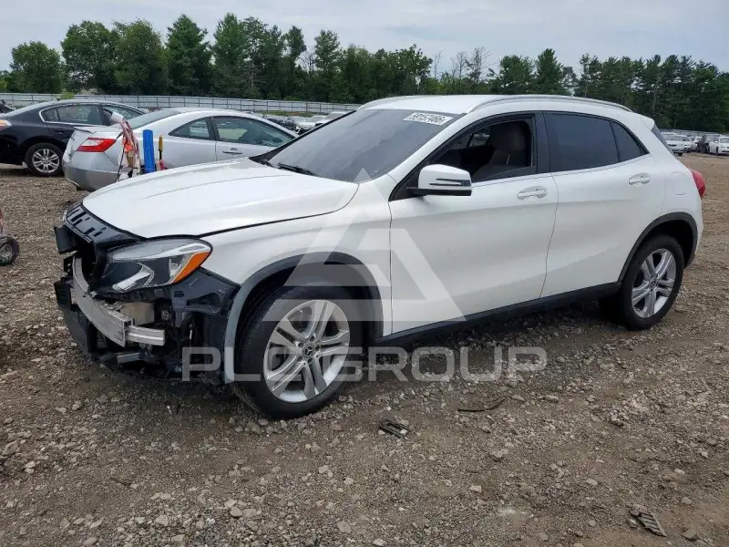 2020 Mercedes Benz GLA-Class фото