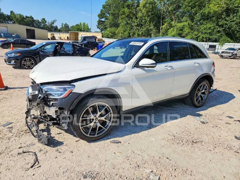 2020 Mercedes Benz GLC-Class фото